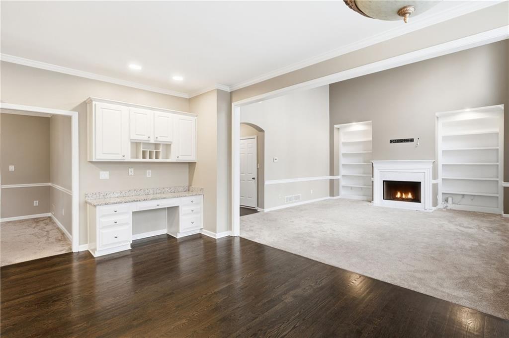 310 Stoneleigh Drive Southwest Atlanta, GA 30331 - Photo 20 of 67