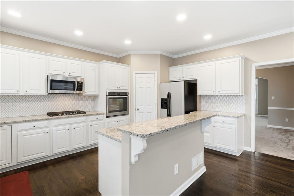 310 Stoneleigh Drive Southwest Atlanta, GA 30331 - Photo 25 of 67