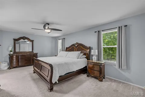 $495,000 | 996 San Sebastian Drive, Fenton, MO 63026