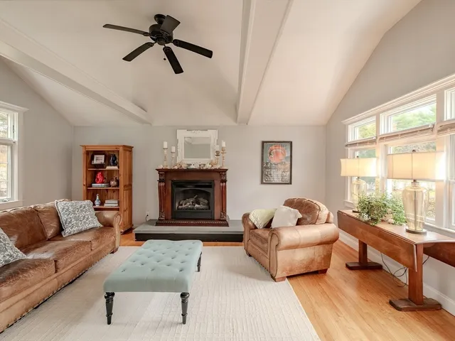 $1,160,000 | 12 Spruce Lane, Duxbury, MA 02332