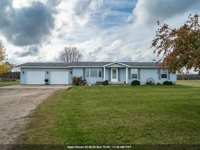 $645,000 | 9037 County Rd D, Winneconne, WI 54986