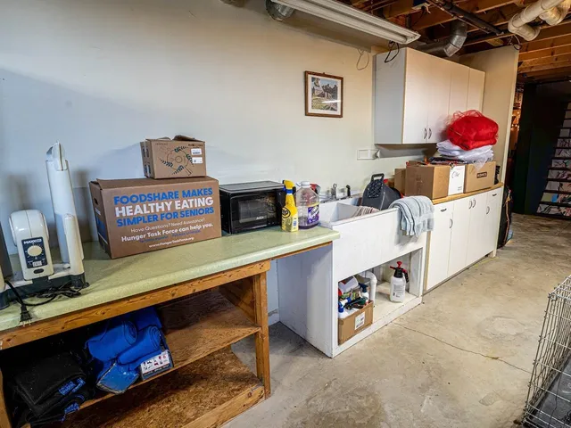 $645,000 | 9037 County Rd D, Winneconne, WI 54986