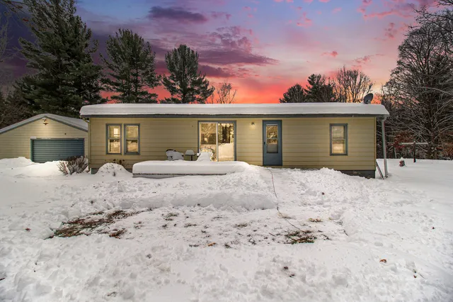 $340,000 | 3345 West Madison Road, Hart, MI 49420