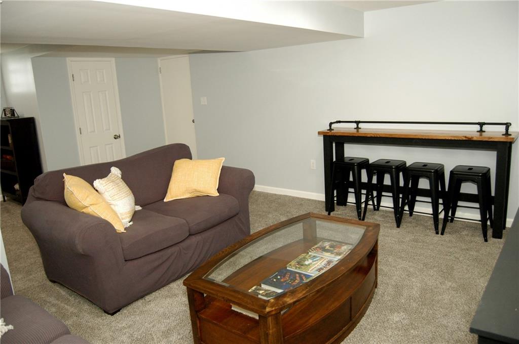 105 Starling Drive McKees Rocks, PA 15136 - Photo 23 of 25 Gallery Image 23