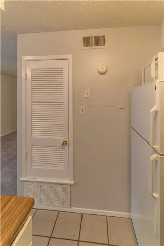 $1,000 | 1111 West 10th Street, Unit 212, Austin, TX 78703