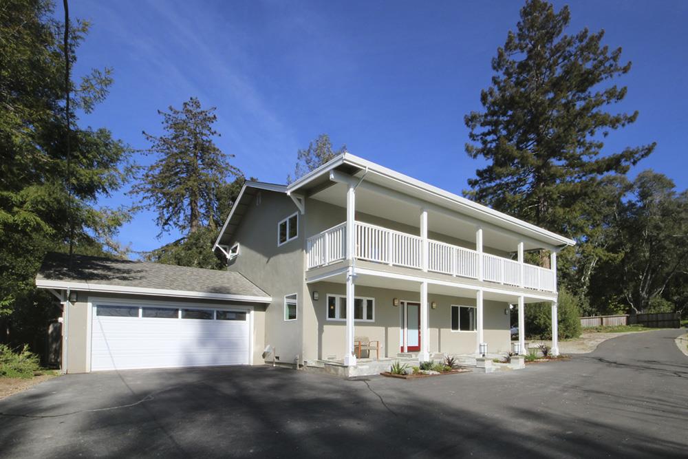 125 Charman Hill Road Aptos, CA 95003 - Photo 1 of 22 a front view of a house with a yard