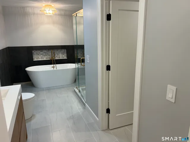 $839,900 | 39 Lafayette Road, Marlborough, CT 06447