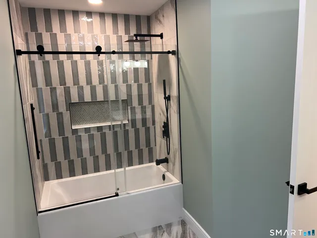 $839,900 | 39 Lafayette Road, Marlborough, CT 06447