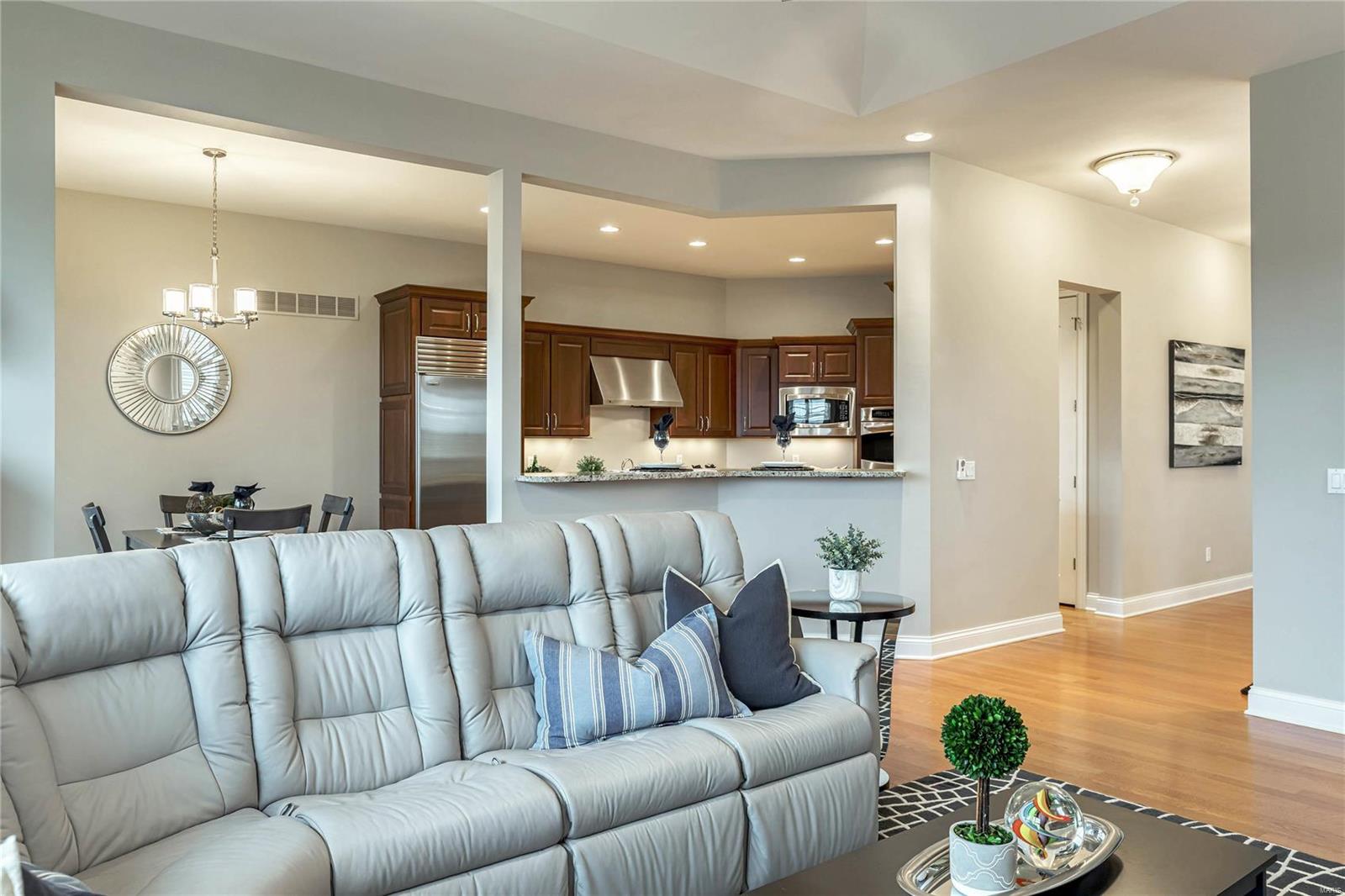 434 Maple Rise Path Chesterfield, MO 63005 - Photo 14 of 48 Gallery Image 14