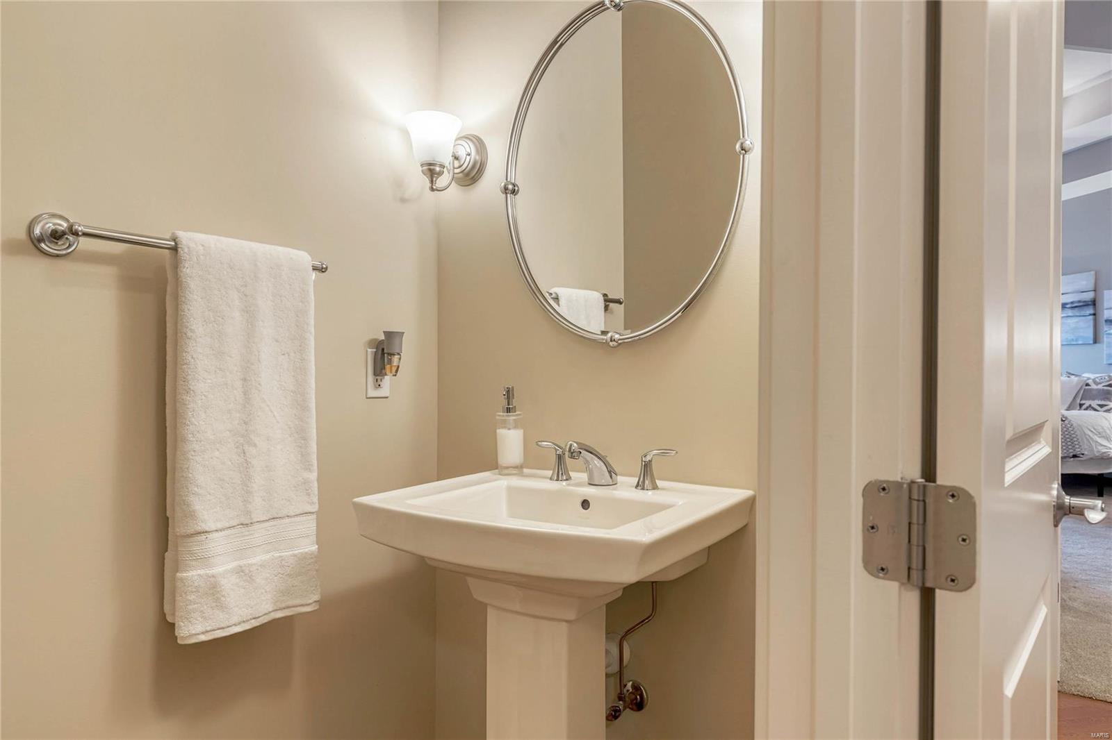 434 Maple Rise Path Chesterfield, MO 63005 - Photo 23 of 48 Gallery Image 23