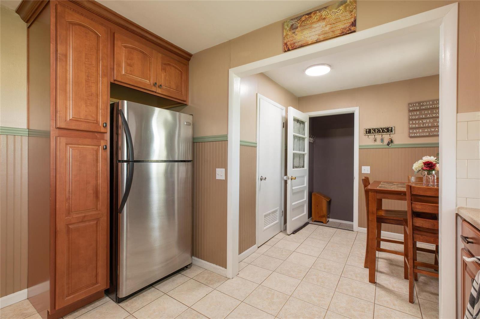 3879 Seiler Road Dorsey, IL 62021 - Photo 11 of 34