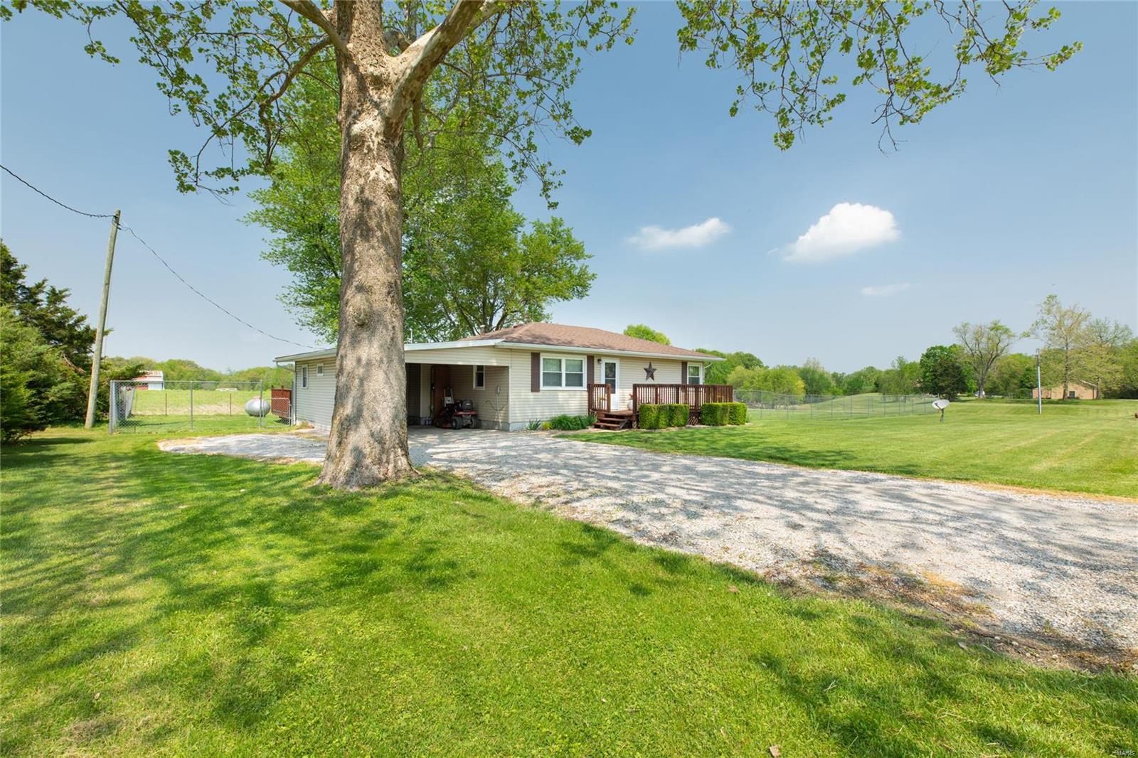 3879 Seiler Road Dorsey, IL 62021 - Photo 26 of 34