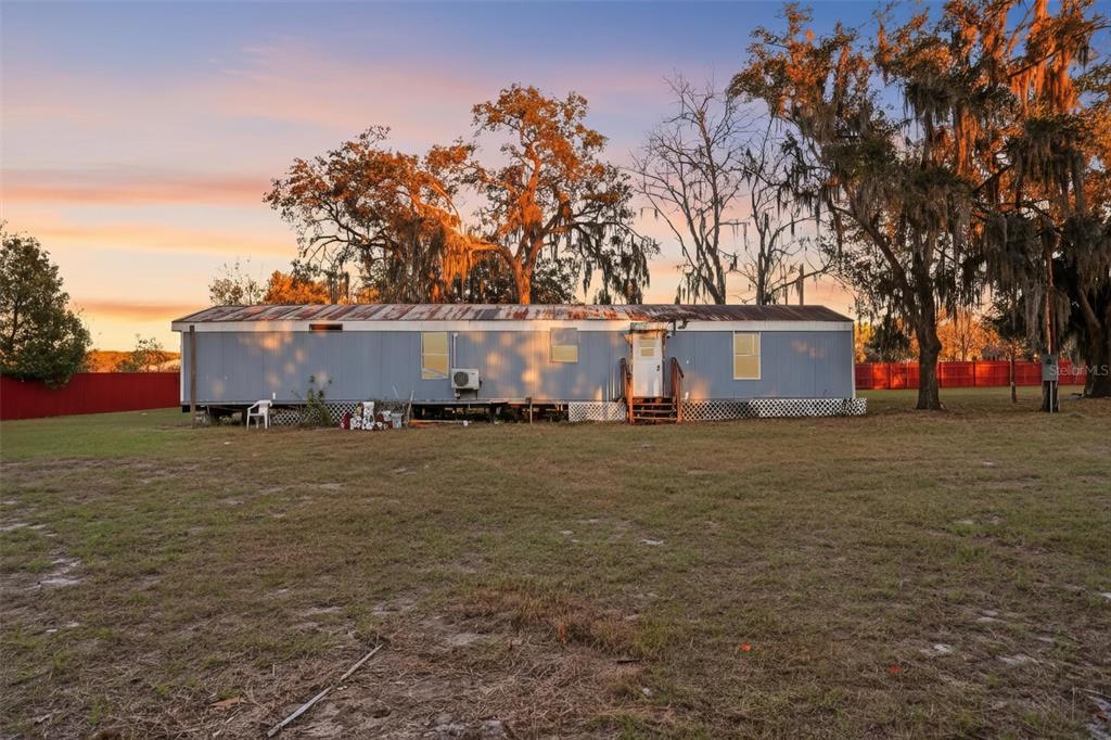 18441 Rigsby Road Spring Hill, FL 34610 - Photo 2 of 23