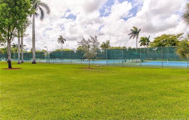 8181 Springtree Road Boca Raton, FL 33496 - Photo 30 of 32 IMG_1767