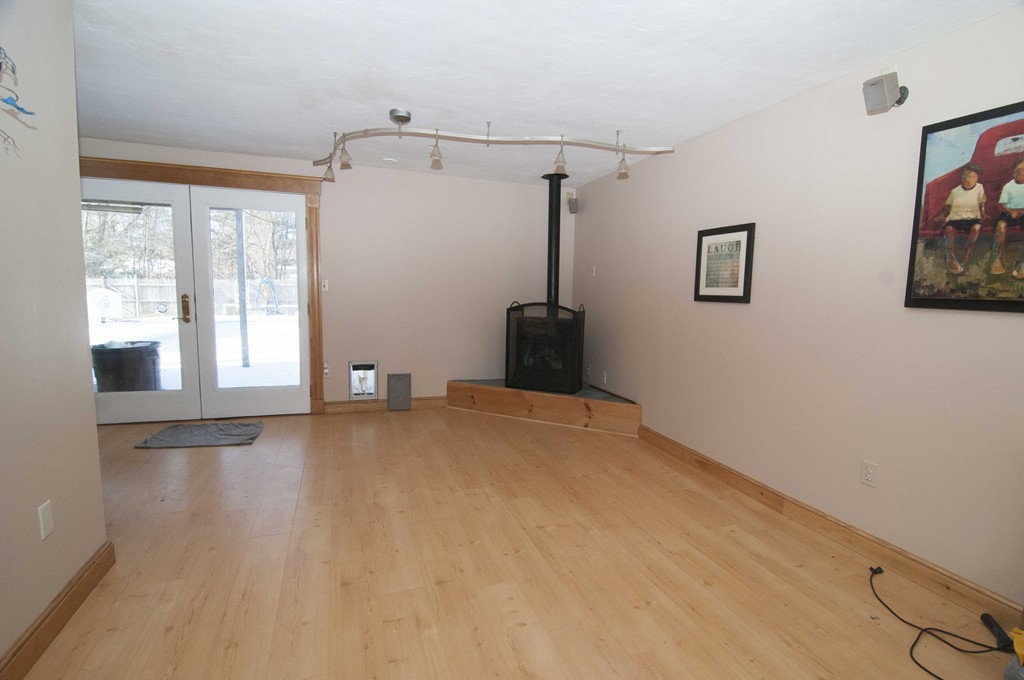 213 Ruthellen Road Bellingham, MA 02019 - Photo 3 of 14 Gallery Image 3