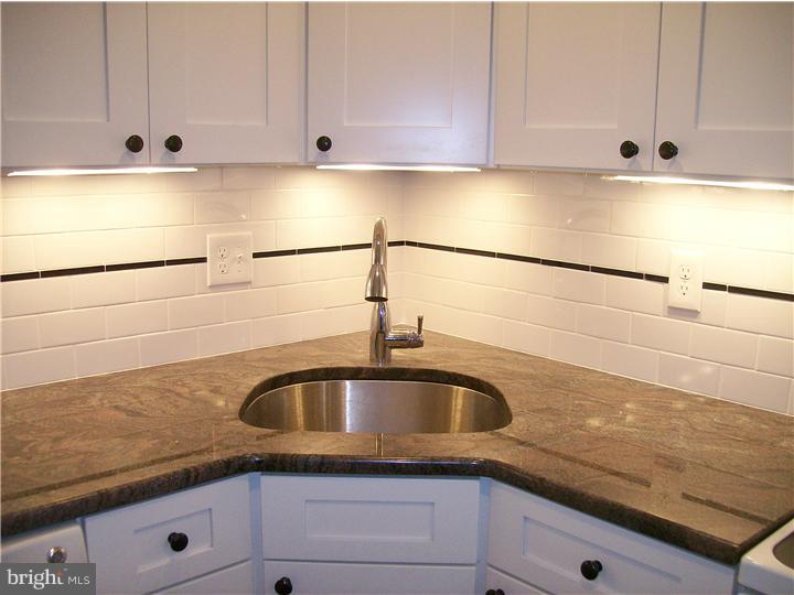 5319 North Springfield Road Clifton Heights, PA 19018 - Photo 13 of 25 Kitchen