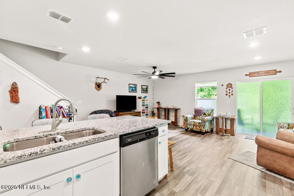 45284 Red Brick Drive Callahan, FL 32011 - Photo 15 of 48 45284 Red Brick Dr-19