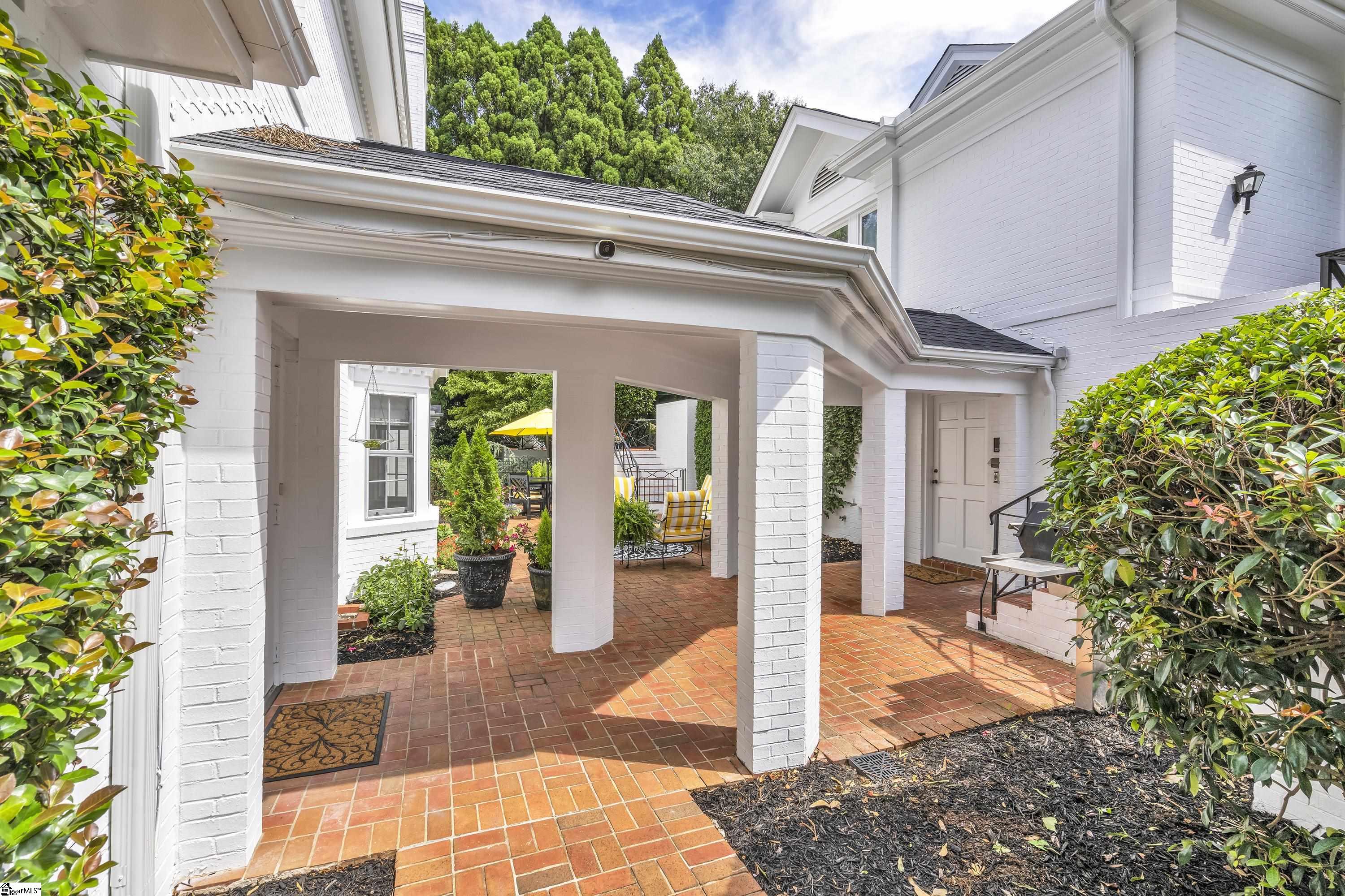 111 Rockingham Road Greenville, SC 29607 - Photo 25 of 35