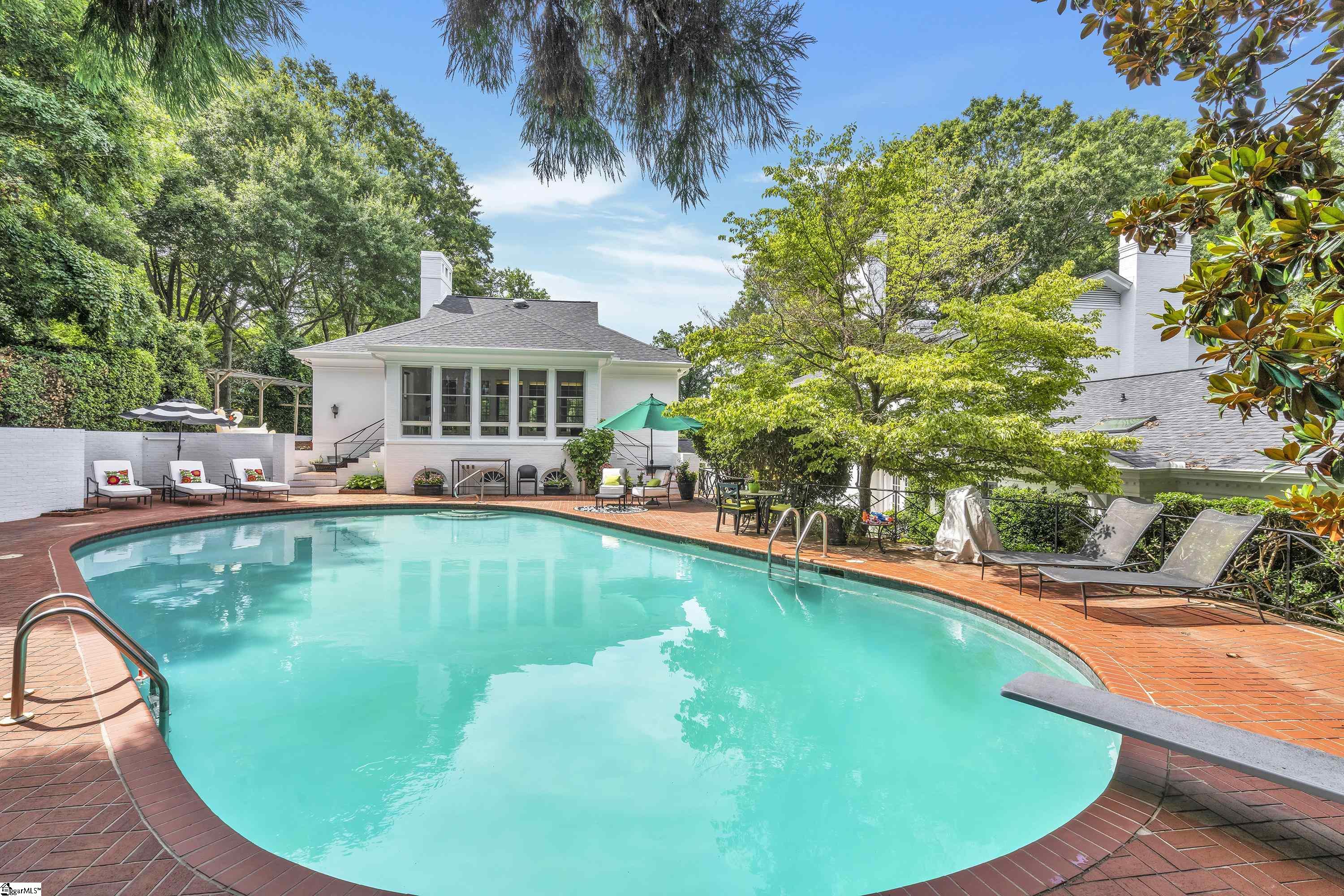 111 Rockingham Road Greenville, SC 29607 - Photo 29 of 35