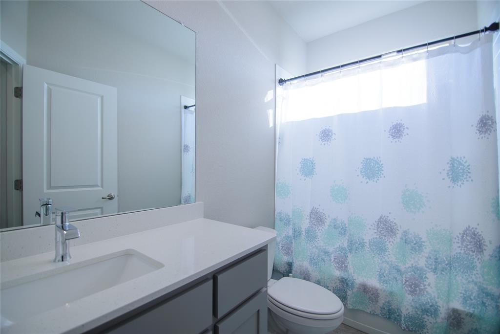 749 Cromane Road Haslet, TX 76052 - Photo 16 of 30 Bathroom 2