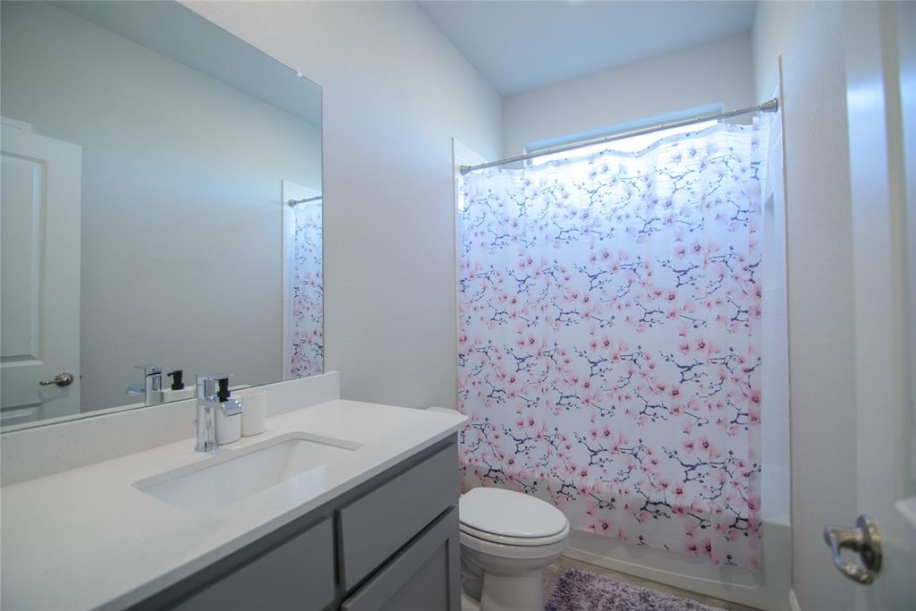 749 Cromane Road Haslet, TX 76052 - Photo 20 of 30 Bathroom 3