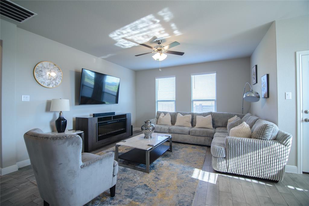 749 Cromane Road Haslet, TX 76052 - Photo 4 of 30