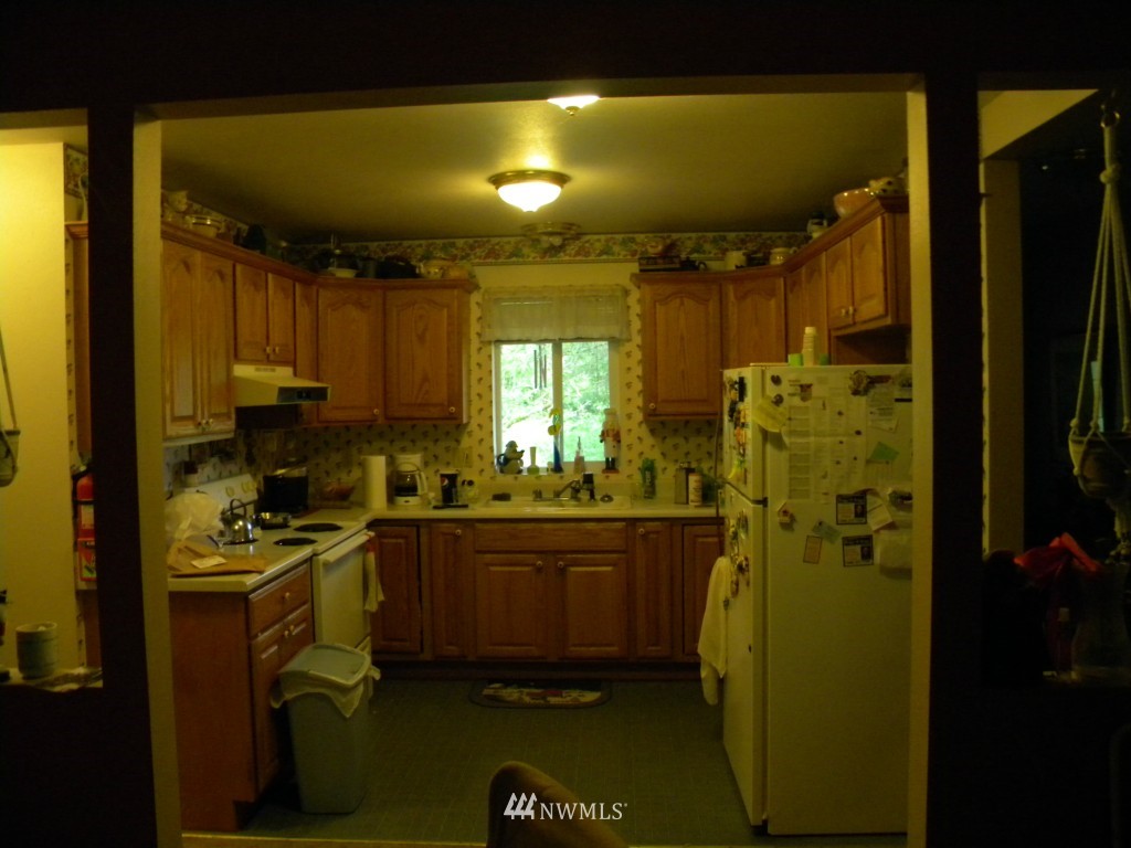 30 Halfmoon Creek Road Raymond, WA 98577 - Photo 7 of 11 Gallery Image 7