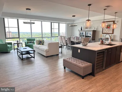 $1,590,000 | 930 Rose Avenue, Unit 2001, Rockville, MD 20852