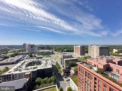 $1,590,000 | 930 Rose Avenue, Unit 2001, Rockville, MD 20852