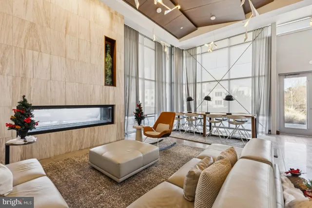 $2,280 | 145 Riverhaven Drive, Unit 422, Oxon Hill, MD 20745