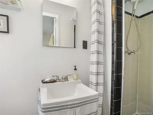 $329,000 | 10 Franklin Avenue, Unit 2G, White Plains, NY 10601