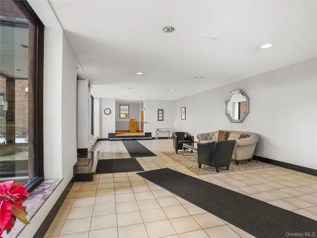 $329,000 | 10 Franklin Avenue, Unit 2G, White Plains, NY 10601