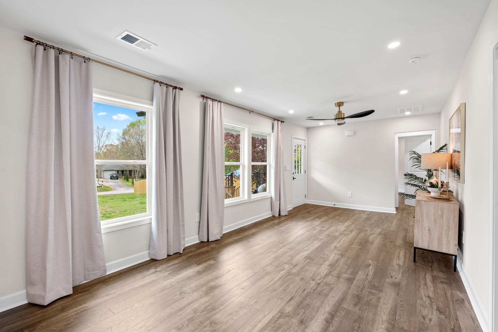 924 McAbee Road Roebuck, SC 29376 - Photo 12 of 32