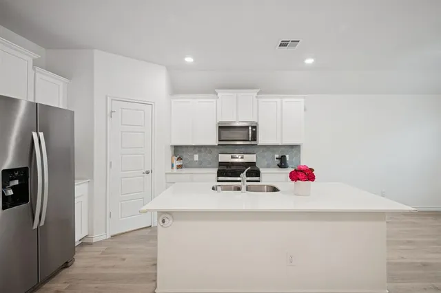 $1,895 | 907 Marigold Street, Princeton, TX 75407