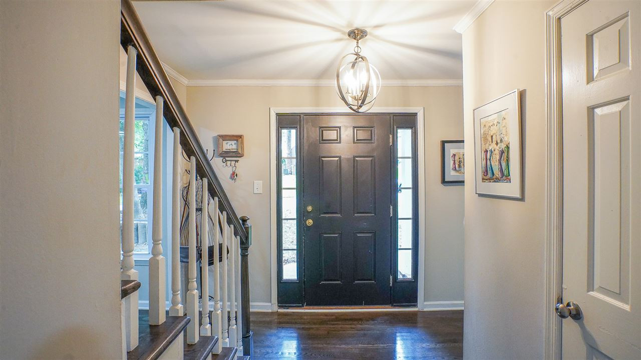 3813 Colgate Place Raleigh, NC 27609 - Photo 3 of 13 Photo 3