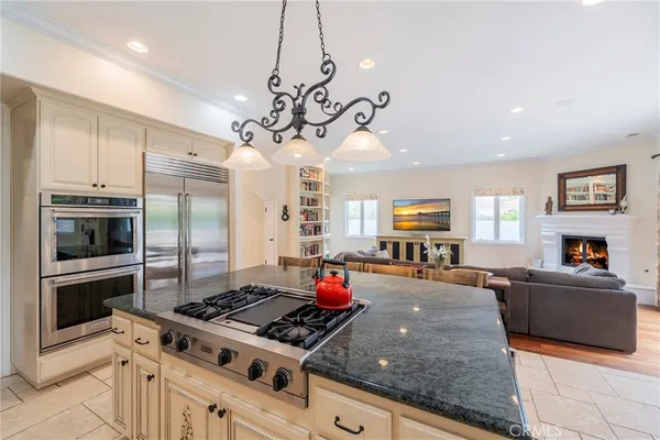 $22,500 | 880 11th Street, Manhattan Beach, CA 90266