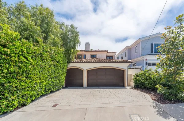 $22,500 | 880 11th Street, Manhattan Beach, CA 90266