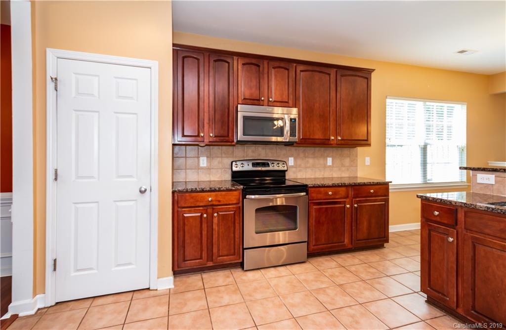 2019 Pin Hook Road Charlotte, NC 28215 - Photo 15 of 35 Gallery Image 15