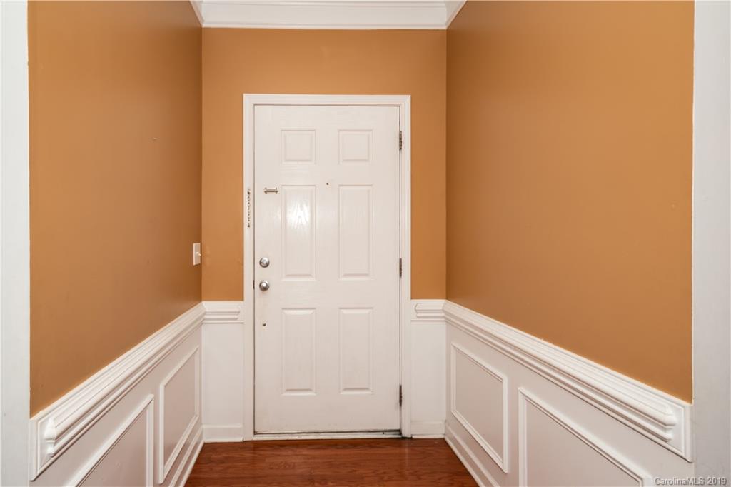 2019 Pin Hook Road Charlotte, NC 28215 - Photo 5 of 35 Gallery Image 5