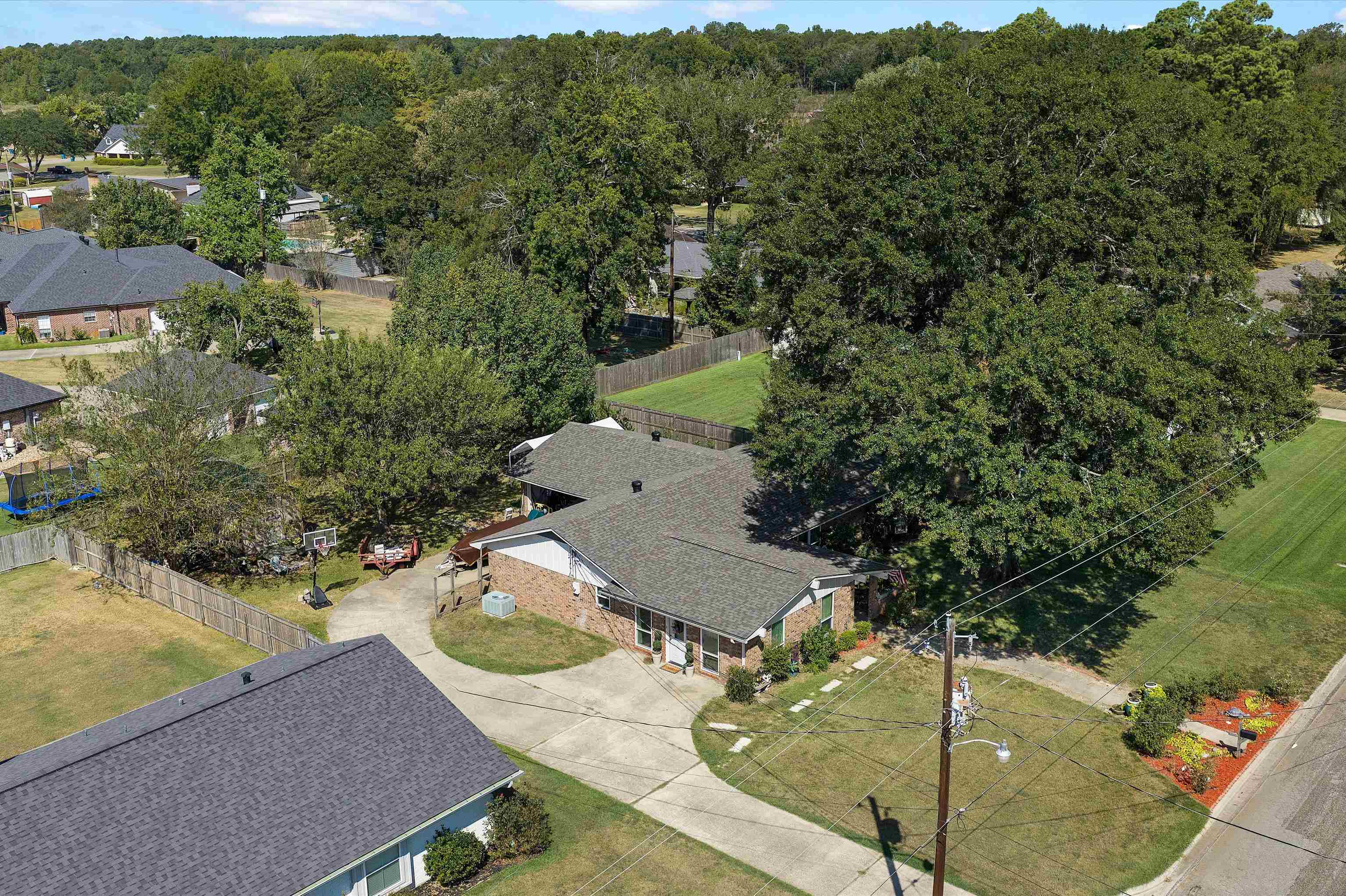 187 Parker Street Carthage, TX 75633 - Photo 2 of 23 Gallery Image 2