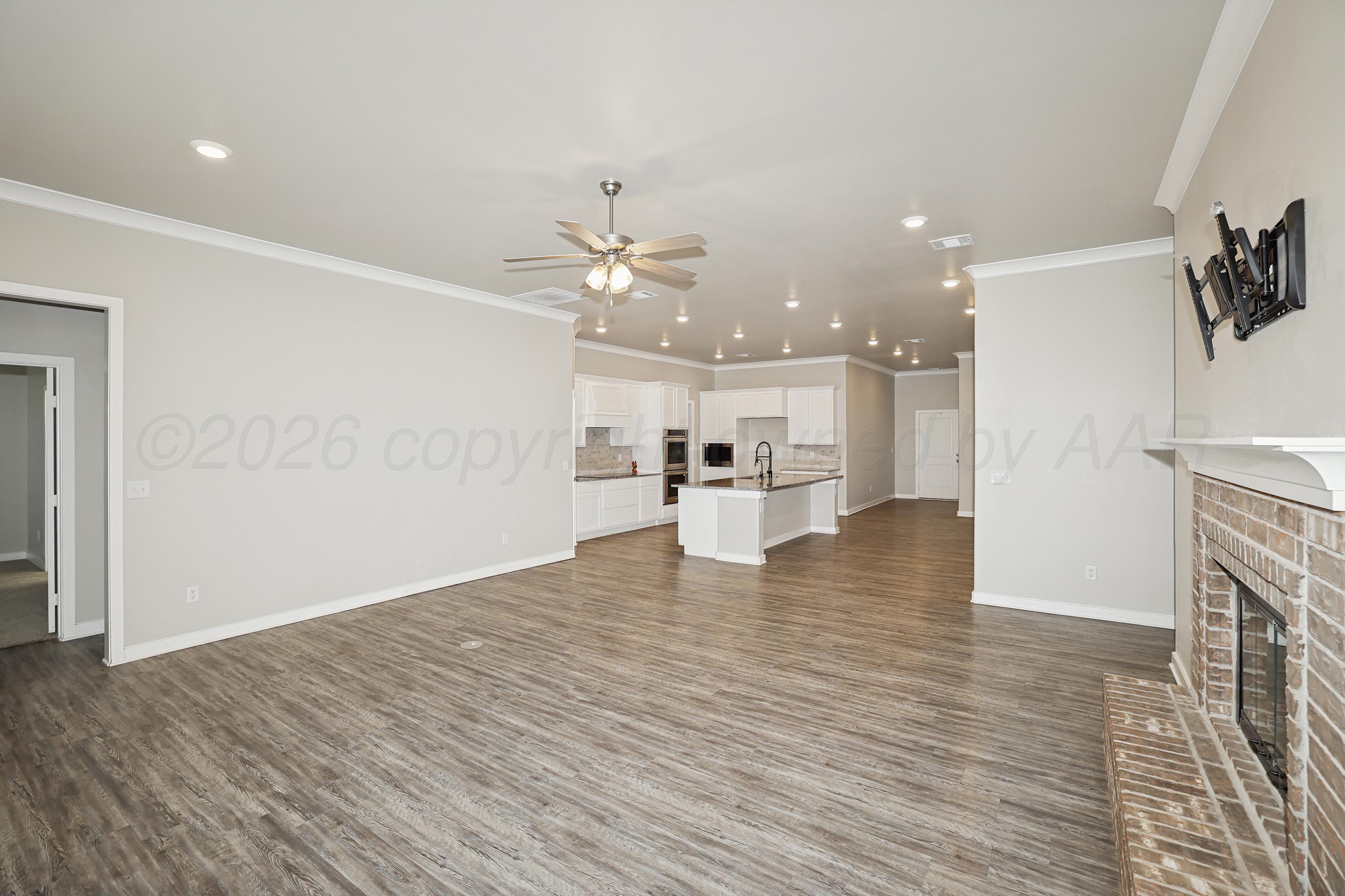 2701 Daybreak Lane Amarillo, TX 79124 - Photo 7 of 41 7-Living Area (1)