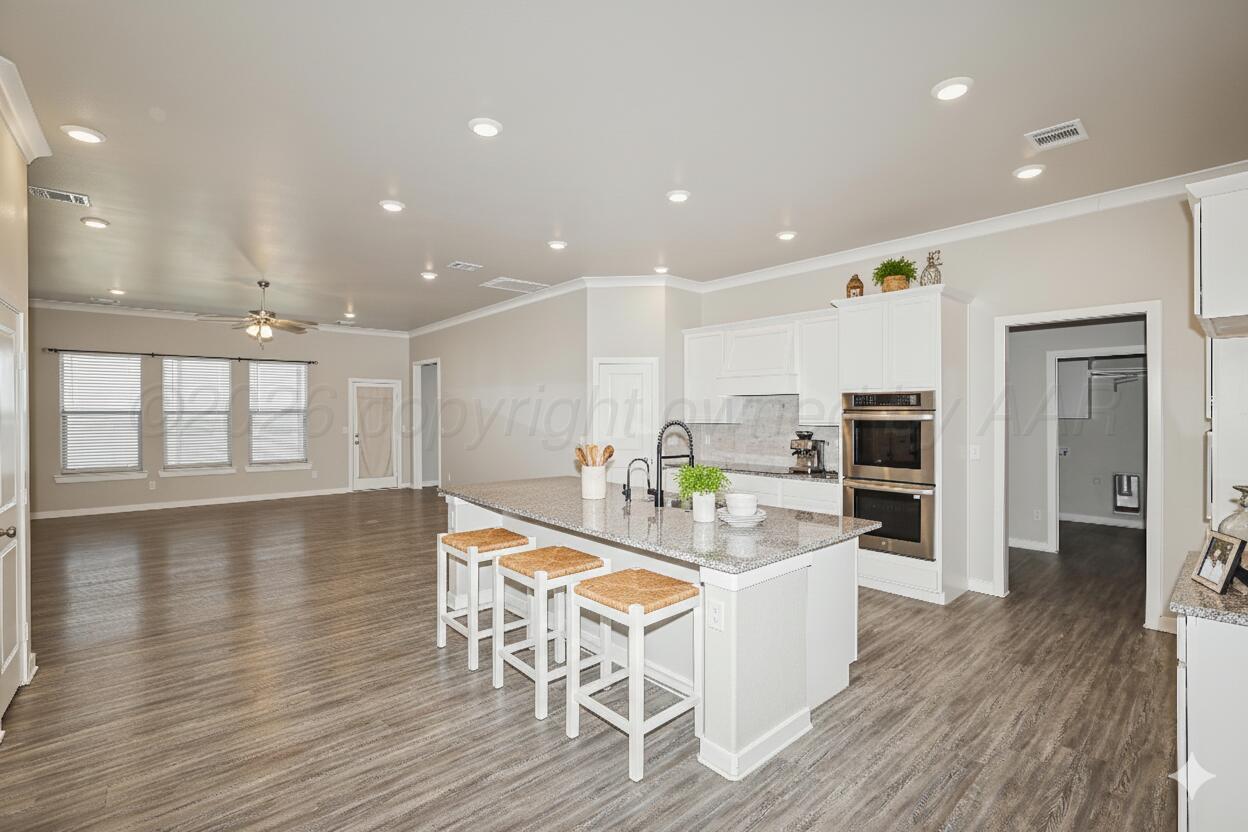 2701 Daybreak Lane Amarillo, TX 79124 - Photo 9 of 41 Kitchen Staged
