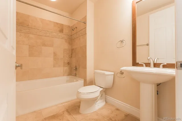 $2,300 | 1120 Delaware Street, Unit 505, Denver, CO 80204