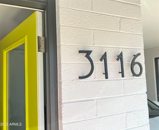 $1,795 | 3116 North 39th Street, Phoenix, AZ 85018