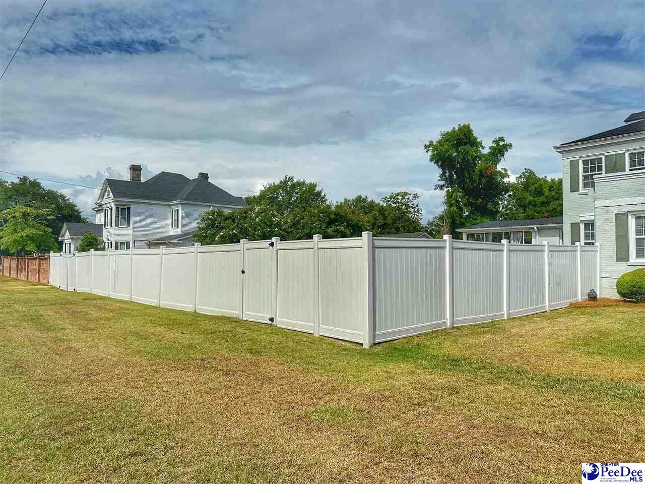408 East Cleveland Street Dillon, SC 29536 - Photo 12 of 68 Gallery Image 12