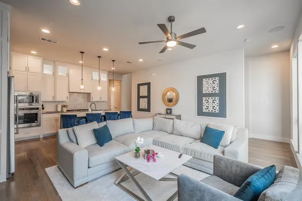 $3,950 | 1127 Lavender Ridge, Dallas, TX 75204