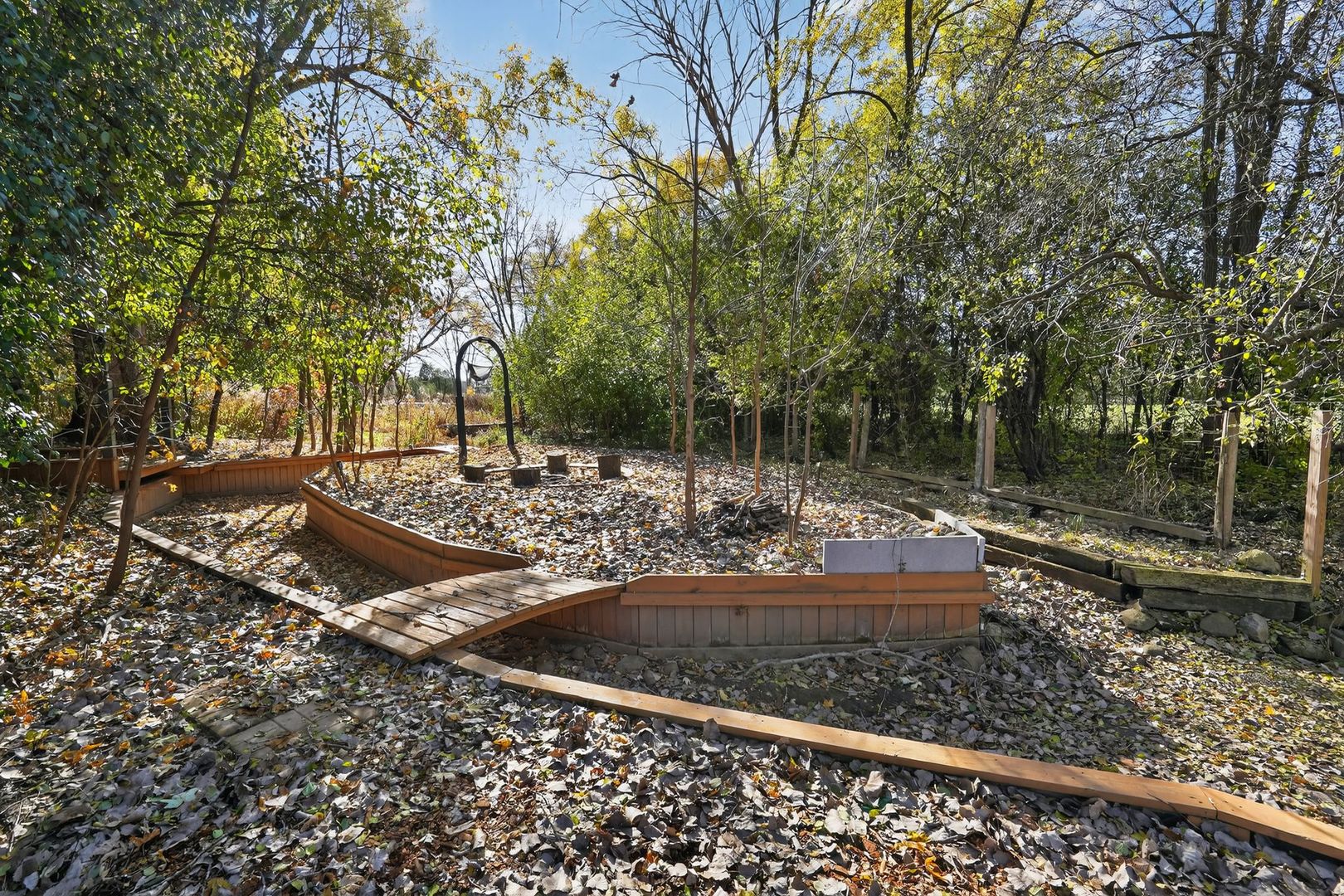 1036 Guerin Road, Unit B Green Oaks, IL 60048 - Photo 3 of 17 a view of a park with large trees