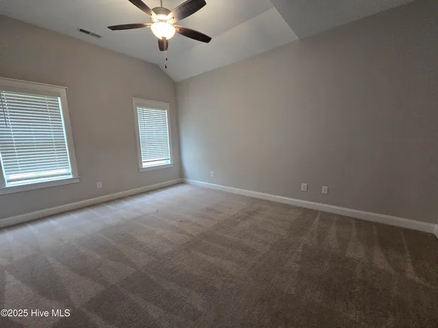 $2,000 | 1819 Fox Den Way, Unit 5, Greenville, NC 27858