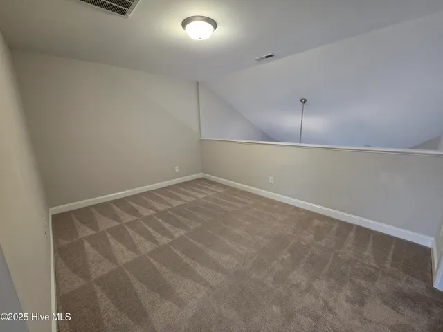 $2,000 | 1819 Fox Den Way, Unit 5, Greenville, NC 27858