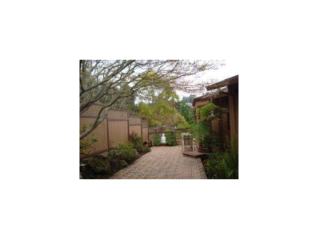 1056 Whitwell Road Hillsborough, CA 94010 - Photo 2 of 9 Gallery Image 2